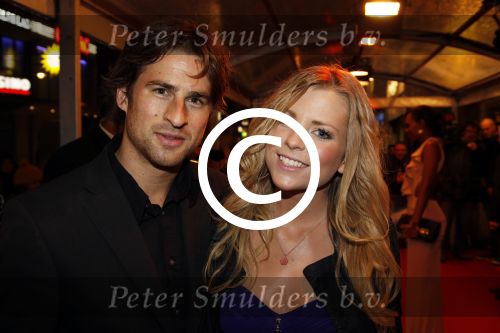 Amsterdam 22 februari 2012
Premiere Taped in Tuschinski Amsterdam. Jennifer Ewbank met vriend
Peter Smulders bv