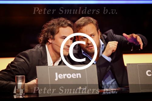 Hilversum 26 februari 2012
Nationaal Songfestival in Studio 24. Met op de foto de de juryleden Jeroen NIeuwenhuize en Carlo Boszhard.
Peter Smulders bv