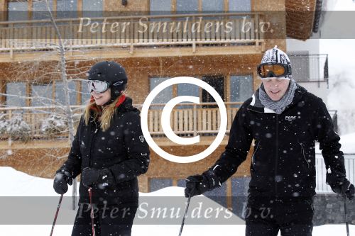 Lech 26februari 2012
Linda de Mol met kinderen Julian en Noah en vriend Jeroen Rietbergen op ski vakantie in Lech.
Peter Smulders bv