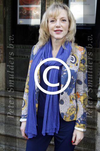 Amsterdam 4 februari 2012
Premiere achtste groepers huilen niet in Tuschinski. Johanna ter Steege
Peter Smulders bv