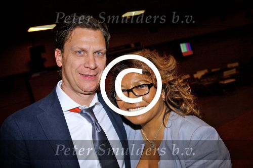 Hilversum 26 februari 2012
Nationaal Songfestival in Studio 24. Met op de foto Justine Pelmelay met partner Ronald van Driel.
Peter Smulders bv