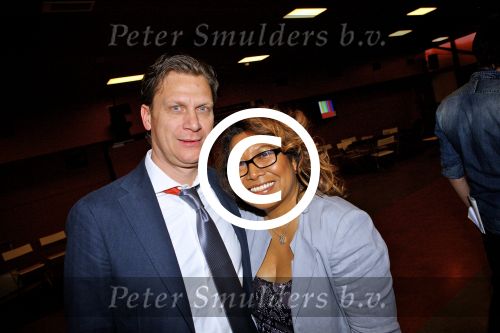 Hilversum 26 februari 2012
Nationaal Songfestival in Studio 24. Met op de foto Justine Pelmelay met partner Ronald van Driel.
Peter Smulders bv