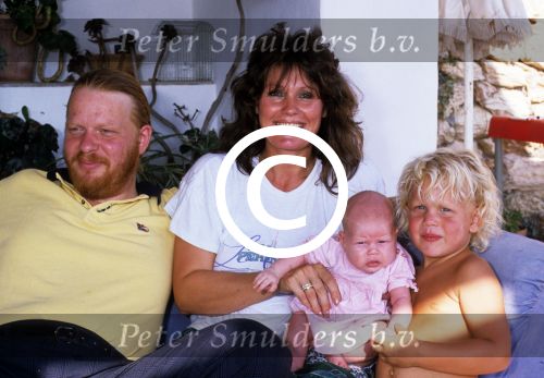 Ibiza, 6 Juli 1988
Kees ter Bruggen met haar gezin
Foto Peter Smulders BV