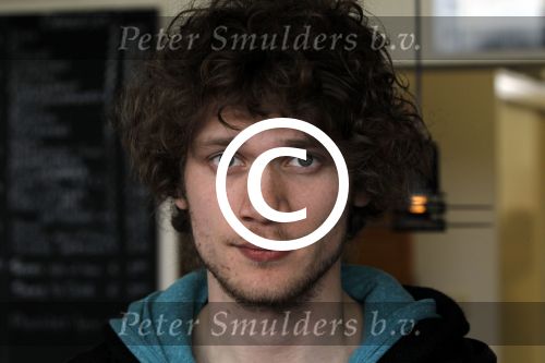 Amsterdam 13 maart 2012
Presentatie Hi Ha hondenlul met oa Henk Spaan Frans v Deursen Diederik v Vleuten Nico Dijkshoorn Kees v Nieuwkerk en Teddy Cherim.
Peter Smulders bv