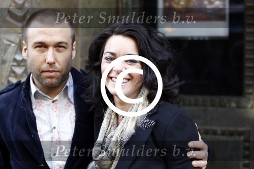 Amsterdam 4 februari 2012
Premiere achtste groepers huilen niet in Tuschinski. Kim Lian v d Meij met man/vriend
Peter Smulders bv