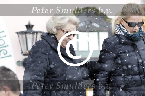 Lech 19 februari 2012
Koningin Beatrix en prinses Mabel Wisse Smit vertrekken vanuit hotel Post met BMW X5 van politie naar ziekenhuis in Innsbruck waar Prins Friso ligt na zijn ski ongeluk.
Peter Smulders bv
