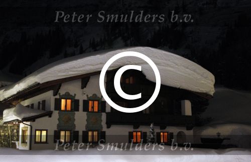 Lech 19 februari 2012
Lech sfeerfoto\'s s avonds en chalet van koningin Beatrix.
Peter Smulders bv