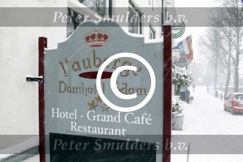 Edam 3 februari 2012
Trouwlocatie Simon Keizer en Annemarie Hoek. Gemeentheuis Edam en restaurant L Auberge ? Dam hotel in de sneeuw.
Peter Smulders bv