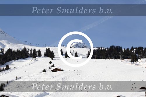 Innsbruck en Lech 18 februari 2012
Prins Friso ligt in het universitair ziekenhuis na zijn ongeluk met lawine in Lech.
Koningin Beatrix en zijn vrouw Prinses Mabel Wisse Smit zoeken hem op.
Peter Smulders bv
