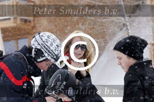 Lech 26februari 2012
Linda de Mol met kinderen Julian en Noah en vriend Jeroen Rietbergen op ski vakantie in Lech.
Peter Smulders bv