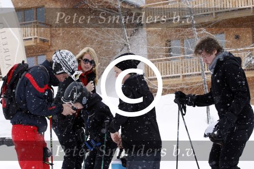 Lech 26februari 2012
Linda de Mol met kinderen Julian en Noah en vriend Jeroen Rietbergen op ski vakantie in Lech.
Peter Smulders bv