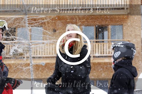 Lech 26februari 2012
Linda de Mol met kinderen Julian en Noah en vriend Jeroen Rietbergen op ski vakantie in Lech.
Peter Smulders bv