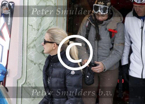 Lech 20 februari 2012
Prins Willem Alexander Prinses Maxima en Prinses Mabel Wisse Smit bij hotel post.
Peter Smulders bv