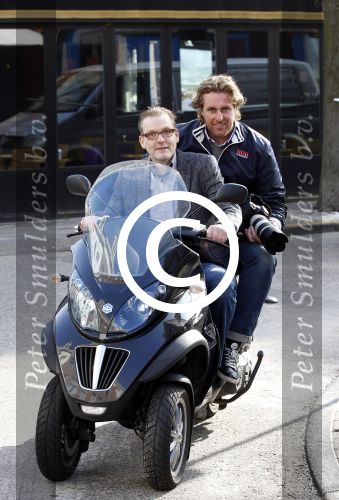 Amsterdam 15 maart 2012
Matthieu Slee op Piaggio MP3 op de pc hooftstraat. Edwin Smulders
Peter Smulders bv