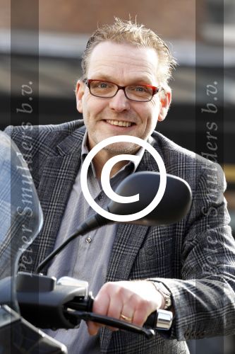 Amsterdam 15 maart 2012
Matthieu Slee op Piaggio MP3 op de pc hooftstraat.
Peter Smulders bv