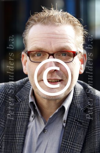 Amsterdam 15 maart 2012
Matthieu Slee op Piaggio MP3 op de pc hooftstraat.
Peter Smulders bv