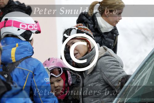 Lech 19 februari 2012
Prinses Maxima Prins Willem Alexander Prinses laurentien Prins Constantin Prinses Mabel Wisse Smit en de prinsesjes Amalia Ariane Alexia Eloise Claus Cazimir Luana en Zaria gaan skien en vertrekken bij Hotel Post.
Peter Smulders bv