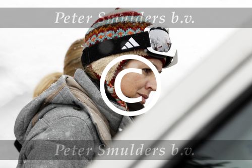 Lech 19 februari 2012
Prinses Maxima Prins Willem Alexander Prinses laurentien Prins Constantin Prinses Mabel Wisse Smit en de prinsesjes Amalia Ariane Alexia Eloise Claus Cazimir Luana en Zaria gaan skien en vertrekken bij Hotel Post.
Peter Smulders bv