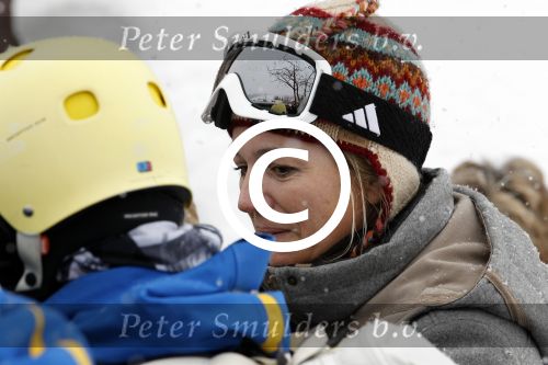 Lech 19 februari 2012
Prinses Maxima Prins Willem Alexander Prinses laurentien Prins Constantin Prinses Mabel Wisse Smit en de prinsesjes Amalia Ariane Alexia Eloise Claus Cazimir Luana en Zaria gaan skien en vertrekken bij Hotel Post.
Peter Smulders bv