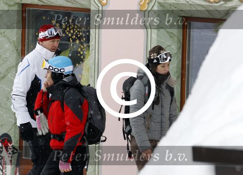Lech 20 februari 2012
Prins Willem Alexander Prinses Maxima en Prinses Mabel Wisse Smit bij hotel post.
Peter Smulders bv