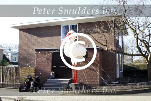 Amsterdam 2 februari 2012
Ooievaar in de tuin bij Nicolette v dam en Bas Smit.
Peter Smulders bv