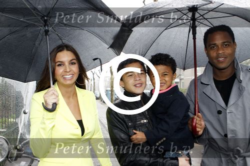 Amsterdam 18 maart 2012
Babyshower Nicolette v Dam en Bas Smit bij Artis. Patrick Kluivert met Rossana Shane en Quincy
Peter Smulders bv