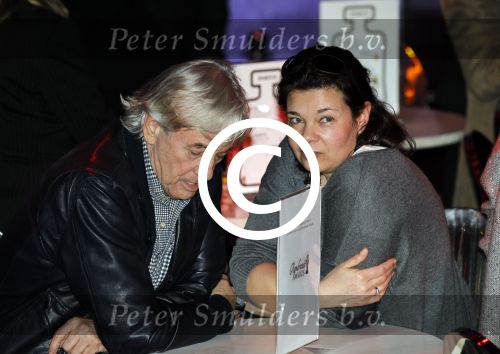 Amsterdam 12 maart 2012
Uitreiking van de rembrandts in de escape. Paul Verhoeven met PA/vriendin
Peter Smulders bv