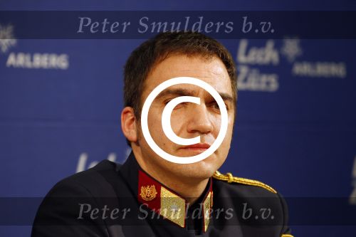 Innsbruck en Lech 18 februari 2012
Prins Friso ligt in het universitair ziekenhuis na zijn ongeluk met lawine in Lech.
Koningin Beatrix en zijn vrouw Prinses Mabel Wisse Smit zoeken hem op. persconferentie
Peter Smulders bv