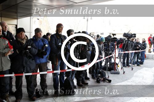 Innsbruck 18 februari 2012
Prins Frisoligt in het universitair ziekenhuis van Innsbruck na zijn ongeluk met lawine. Zijn moeder koningin Beatrix en zijn vrouw prinses Mabel Wisse Smit komen hem opzoeken. pers
Peter Smulders bv
