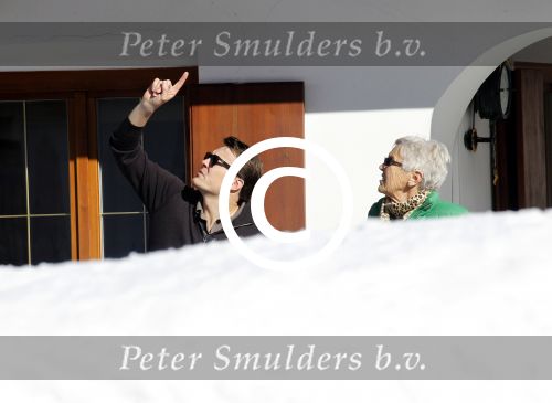 Innsbruck en Lech 18 februari 2012
Prins Friso ligt in het universitair ziekenhuis na zijn ongeluk met lawine in Lech.
Koningin Beatrix en zijn vrouw Prinses Mabel Wisse Smit zoeken hem op. Prins Constantijn
Peter Smulders bv