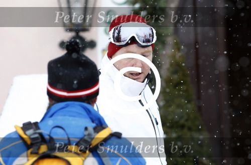 Lech 19 februari 2012
Prinses Maxima Prins Willem Alexander Prinses laurentien Prins Constantin Prinses Mabel Wisse Smit en de prinsesjes Amalia Ariane Alexia Eloise Claus Cazimir Luana en Zaria gaan skien en vertrekken bij Hotel Post.
Peter Smulders bv