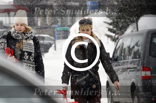 Lech 19 februari 2012
Prinses Laurentien met aupair op straat in Lech.
Peter Smulders bv
