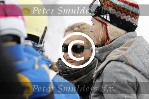 Lech 19 februari 2012
Prinses Maxima Prins Willem Alexander Prinses laurentien Prins Constantin Prinses Mabel Wisse Smit en de prinsesjes Amalia Ariane Alexia Eloise Claus Cazimir Luana en Zaria gaan skien en vertrekken bij Hotel Post.
Peter Smulders bv