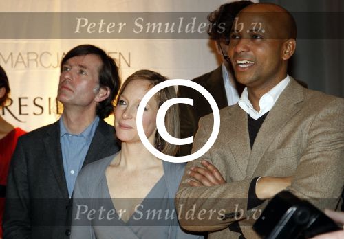 Amsterdam 9 maart 2012
Presentatie kleden residence met oa Prinses Margarita Peter Tuinman Humberto Tan en Piet Paris in het Conservatorium Hotel.
Peter Smulders bv