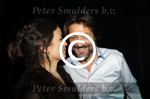 Hoofddorp 6 februari 2012
Premiere eten met vrienden met oa Rick Engelkes Lone v Roosendaal Miryanna v Reeden en Kees Boot in de schouwburg van Hoofddorp. Rick met zijn vrouw Annemarie
Peter Smulders bv