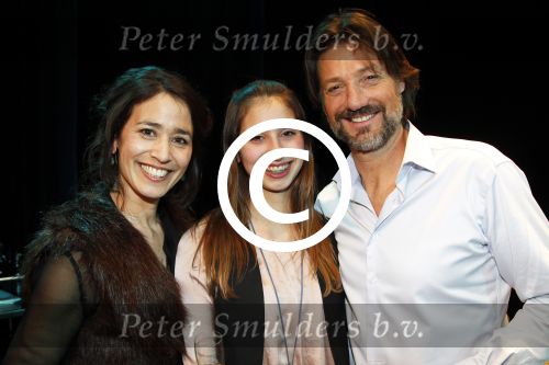 Hoofddorp 6 februari 2012
Premiere eten met vrienden met oa Rick Engelkes Lone v Roosendaal Miryanna v Reeden en Kees Boot in de schouwburg van Hoofddorp. Rick met zijn vrouw en dochter
Peter Smulders bv