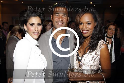 Amsterdam 2 februari 2012
Presentatie n ieuwe talkies in hotel de Dylan. Ruud Gullit ket Kristina Bazilovic en Jasmine Sendar
Peter Smulders bv