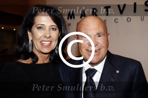 Amsterdam 10 maart 2012
Modeshow Mart Visser in het hilton hotel. sander v Gelder met vrouw en familie
Peter Smulders bv