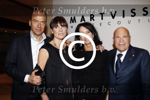 Amsterdam 10 maart 2012
Modeshow Mart Visser in het hilton hotel. sander v Gelder met vrouw en familie
Peter Smulders bv