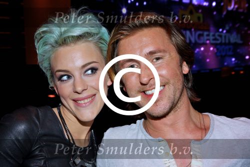 Hilversum 26 februari 2012
Nationaal Songfestival in Studio 24. Met op de foto Stacey Rookhuizen en Herald Adolfs.
Peter Smulders bv