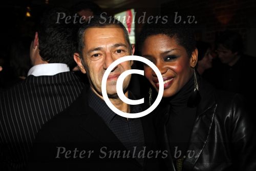 Amsterdam 1 februari 2012
Prsentatie van de nieuw LG Prada telefoon bij Bocinq. Sylvana Simons met Ronald Kahn
Peter Smulders bv