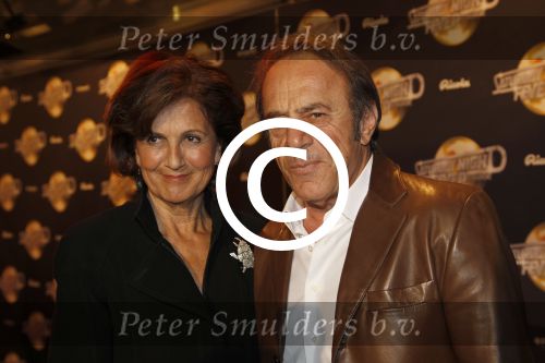Amsterdam 17 februari 2012
Premiere Saturday night fever in Carre.
Sylvia Toth met nieuwe partner
Peter Smulders bv