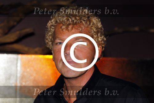 Amsterdam 12 maart 2012
Presentatie boek Heleen v Royen. Ton v Royen met dochter
Peter Smulders bv