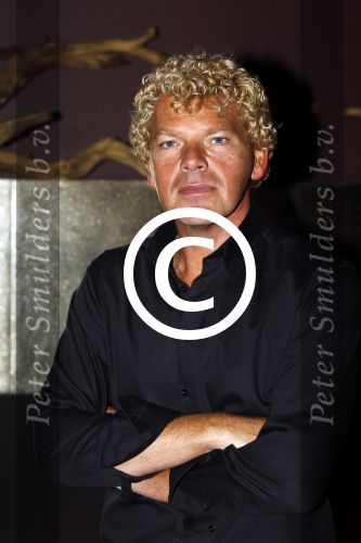 Amsterdam 12 maart 2012
Presentatie boek Heleen v Royen. Ton v Royen met dochter
Peter Smulders bv