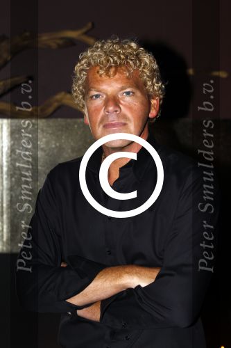 Amsterdam 12 maart 2012
Presentatie boek Heleen v Royen. Ton v Royen met dochter
Peter Smulders bv