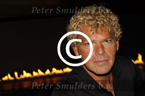 Amsterdam 12 maart 2012
Presentatie boek Heleen v Royen. Ton v Royen met dochter
Peter Smulders bv