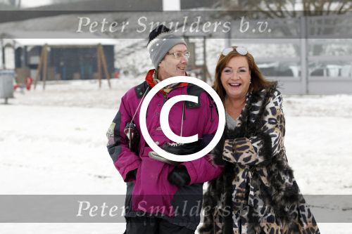 Muiderberg 12 februari 2012
Viola en Peter Holt na het schaatsen op het ijsselmeer.
Peter Smulders bv