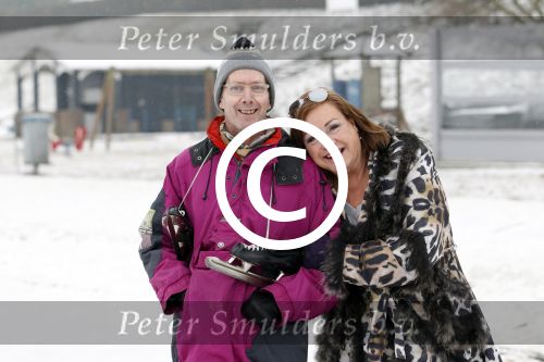 Muiderberg 12 februari 2012
Viola en Peter Holt na het schaatsen op het ijsselmeer.
Peter Smulders bv