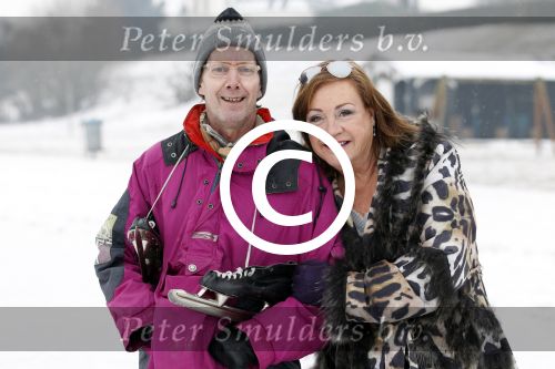 Muiderberg 12 februari 2012
Viola en Peter Holt na het schaatsen op het ijsselmeer.
Peter Smulders bv