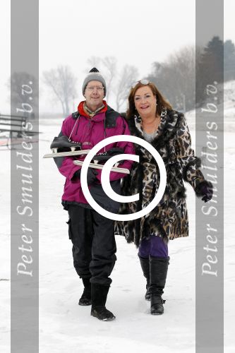 Muiderberg 12 februari 2012
Viola en Peter Holt na het schaatsen op het ijsselmeer.
Peter Smulders bv